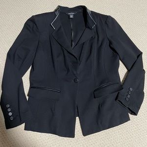White House Black Market suit jacket/blazer (size 14)